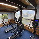 Harriet's Haven - Endless Pool, Tennis, Sky Tv Port Carlisle