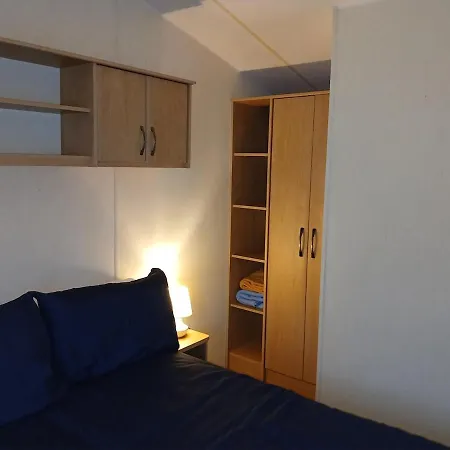 Semesterbostad Harriet's Haven - Endless Pool, Tennis, Sky Tv Port Carlisle